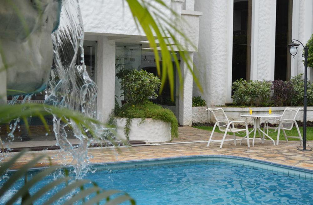 Paulistania Casa Blanca Hotel Santa Cruz de La Sierra Exterior photo