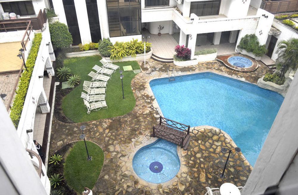 Paulistania Casa Blanca Hotel Santa Cruz de La Sierra Exterior photo