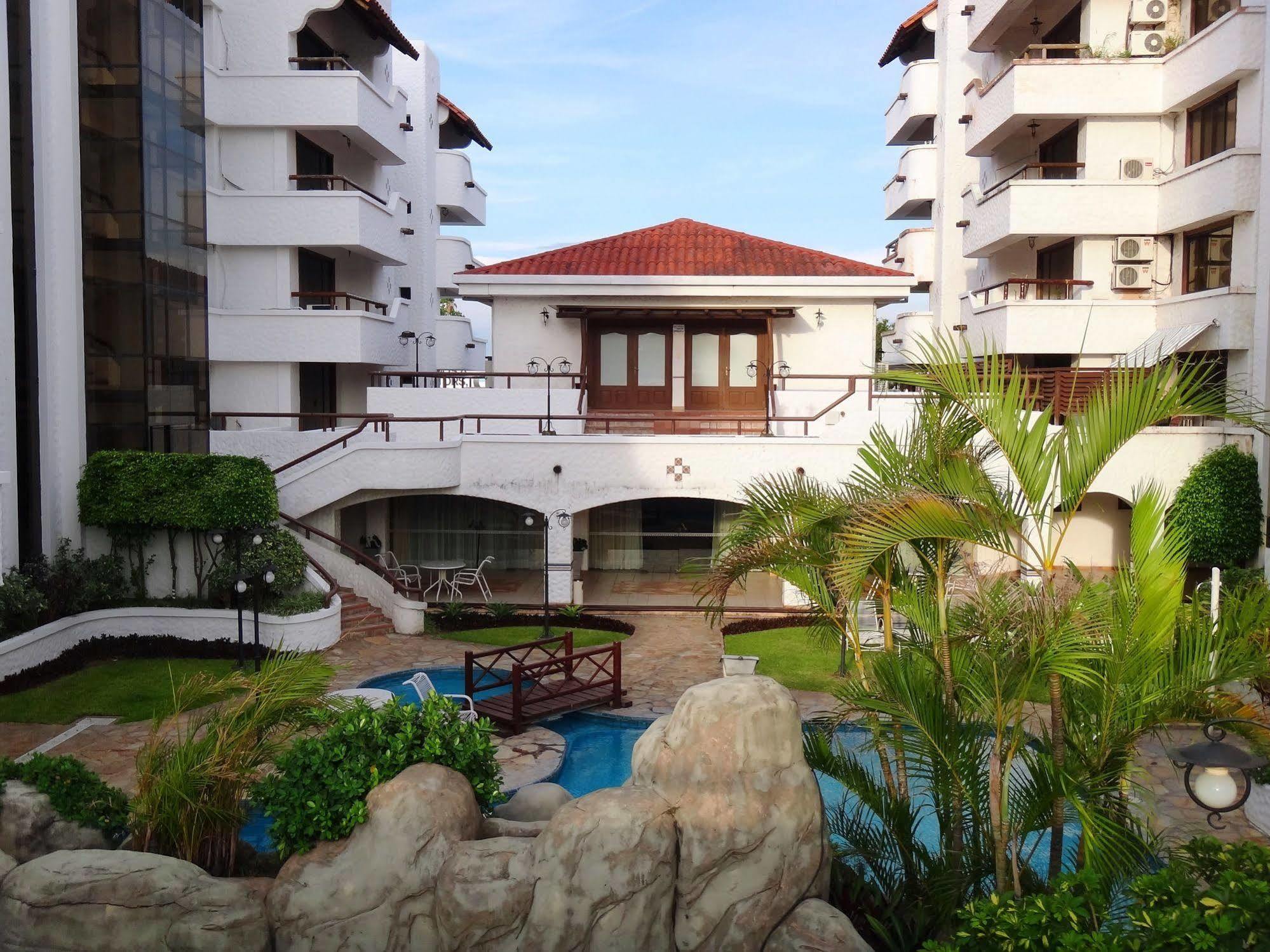Paulistania Casa Blanca Hotel Santa Cruz de La Sierra Exterior photo